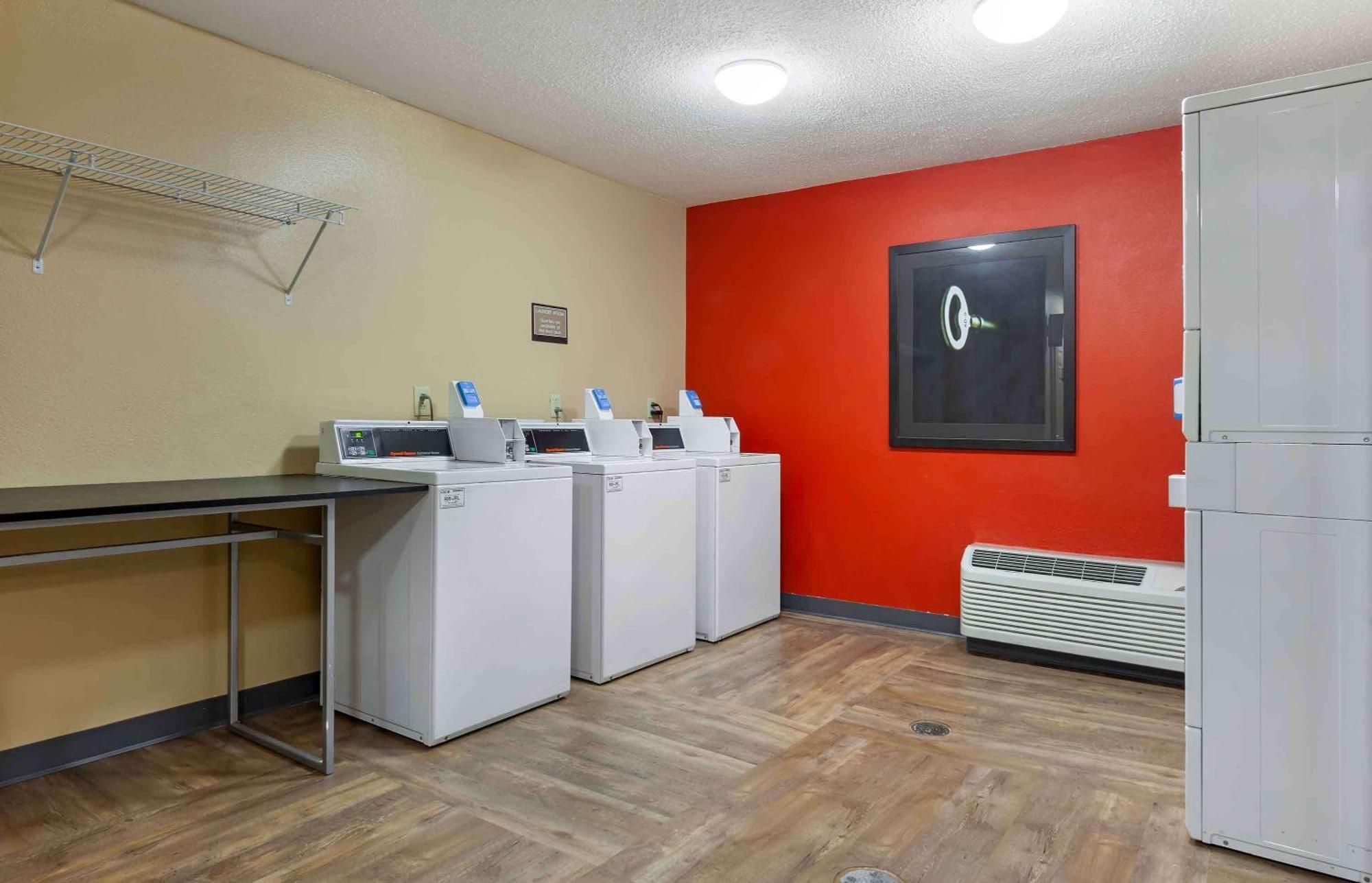 Extended Stay America Select Suites - Madison - Old Sauk Rd Экстерьер фото