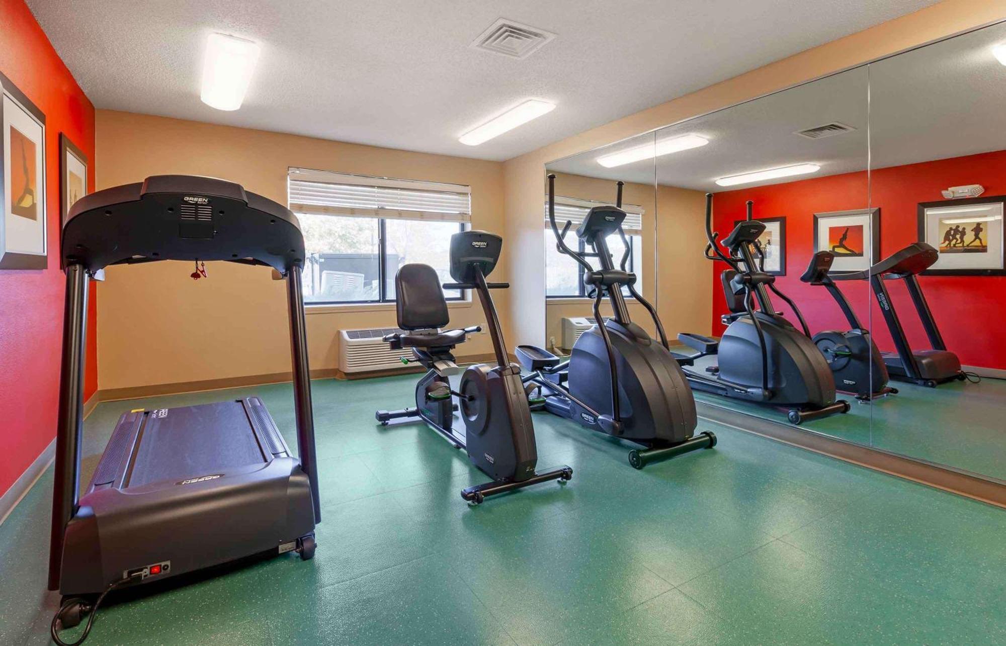 Extended Stay America Select Suites - Madison - Old Sauk Rd Экстерьер фото