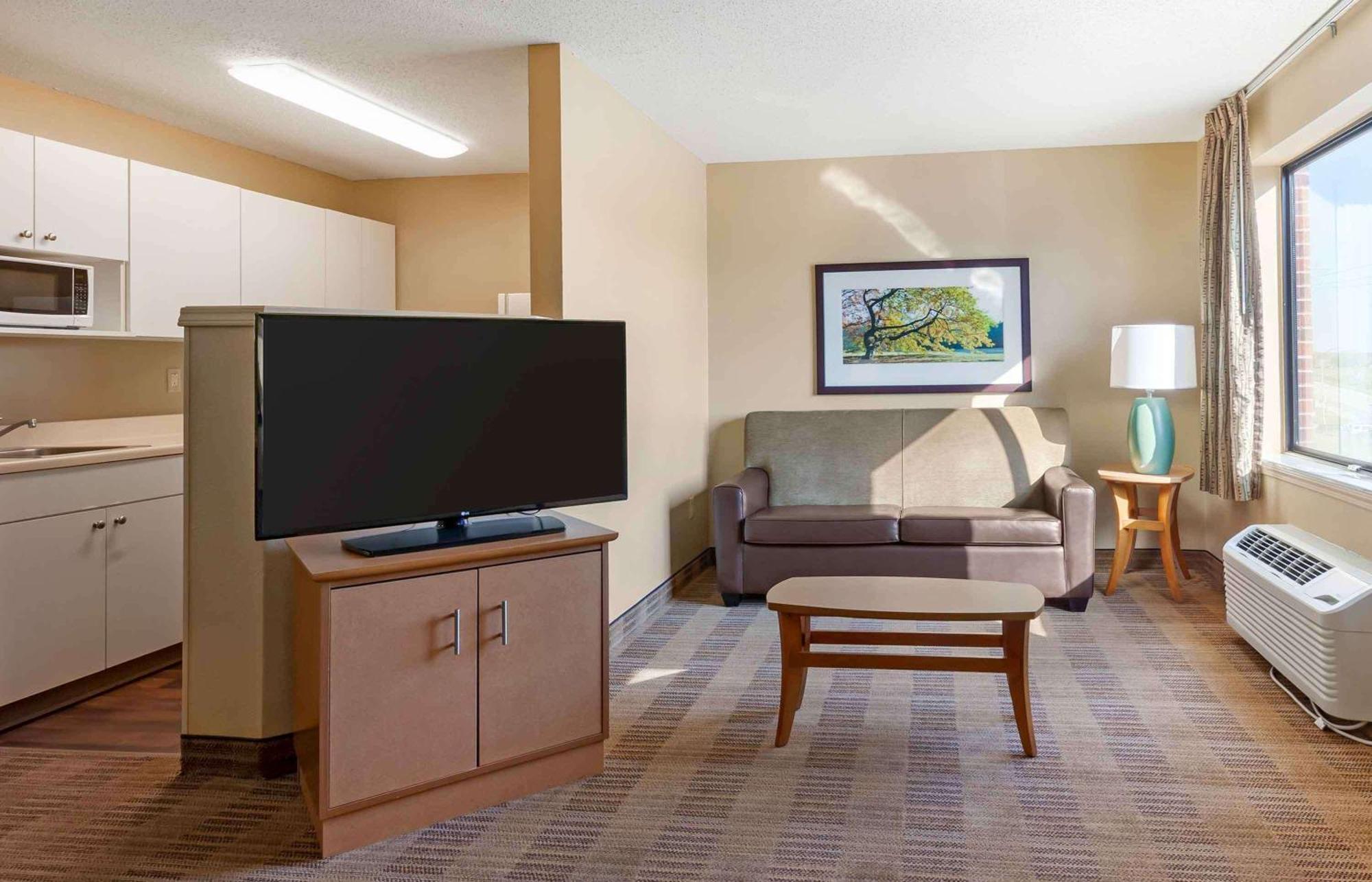 Extended Stay America Select Suites - Madison - Old Sauk Rd Экстерьер фото