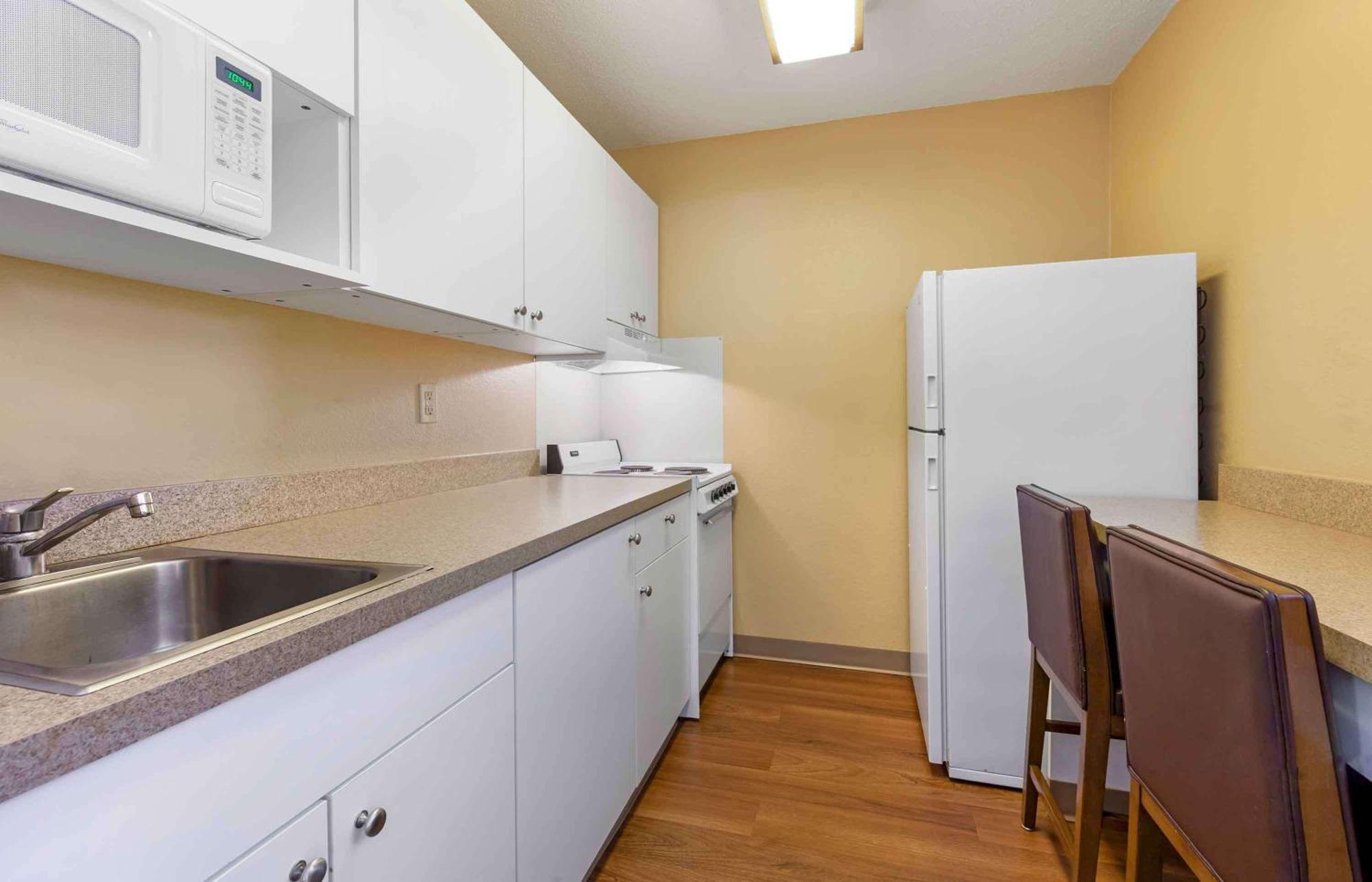 Extended Stay America Select Suites - Madison - Old Sauk Rd Экстерьер фото