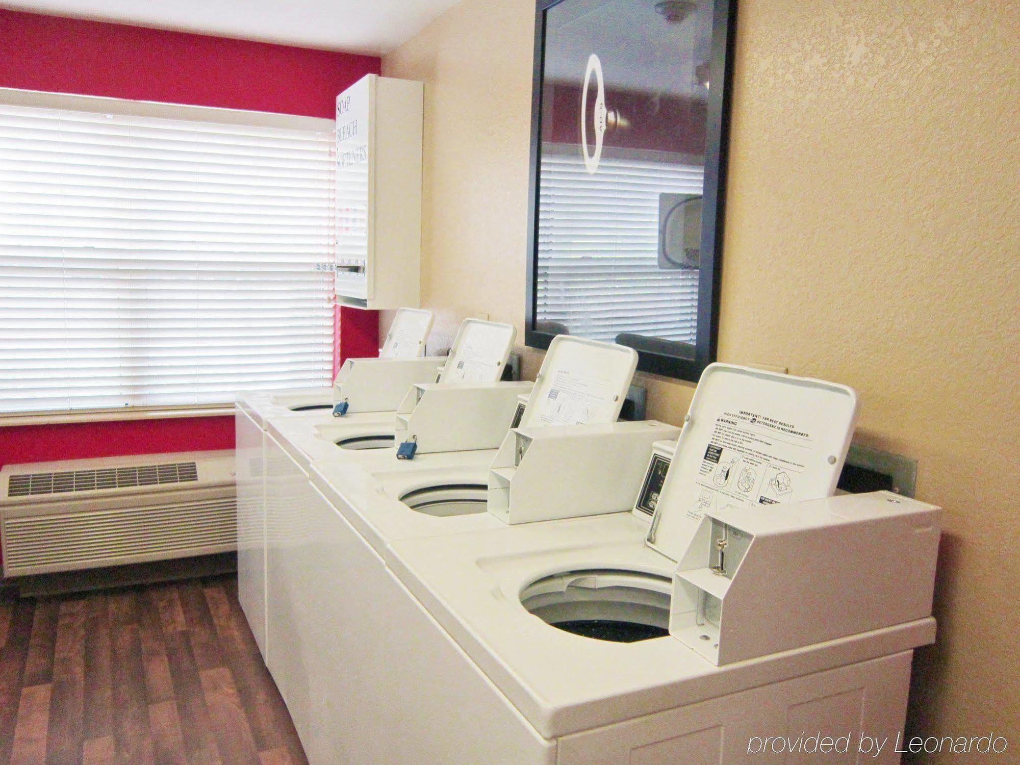 Extended Stay America Select Suites - Madison - Old Sauk Rd Экстерьер фото